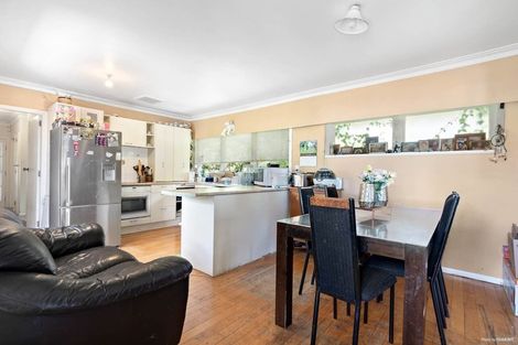 Photo of property in 24 Rollerson Street, Papakura, 2110