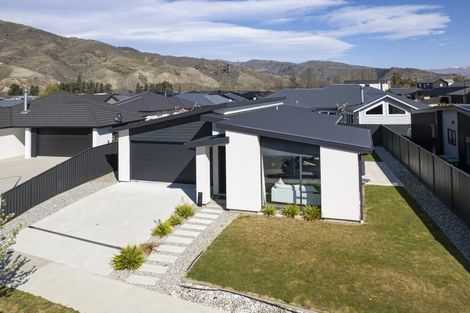 Photo of property in 8 Kohinoor Lane, Cromwell, 9310