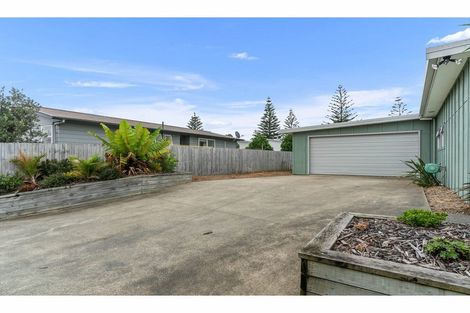 Photo of property in 3 Bodan Lane, Mangawhai Heads, Mangawhai, 0505