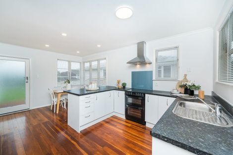 Photo of property in 18 Nottingham Avenue, Awapuni, Palmerston North, 4412
