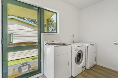 Photo of property in 393 Papakura-clevedon Road, Clevedon, Papakura, 2582