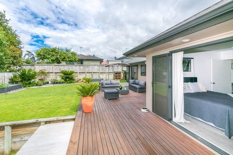 Photo of property in 71 Ayrshire Drive, Grandview Heights, Hamilton, 3200