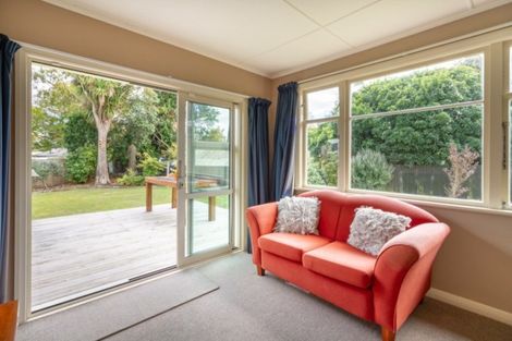Photo of property in 25 Galway Avenue, Hokowhitu, Palmerston North, 4410