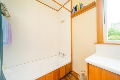 Photo of property in 6 Dunallen Avenue, Marton, 4710