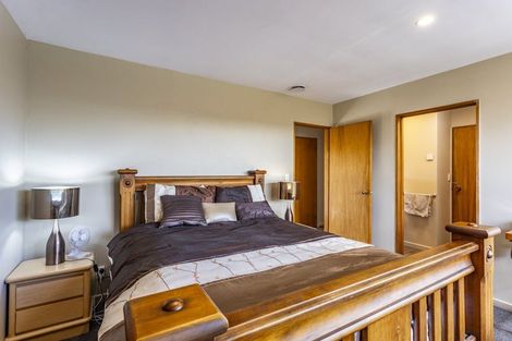 Photo of property in 1/122 Harewood Road, Papanui, Christchurch, 8053