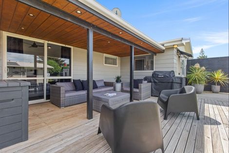 Photo of property in 118 Rua Avenue, Waitarere Beach, Levin, 5510