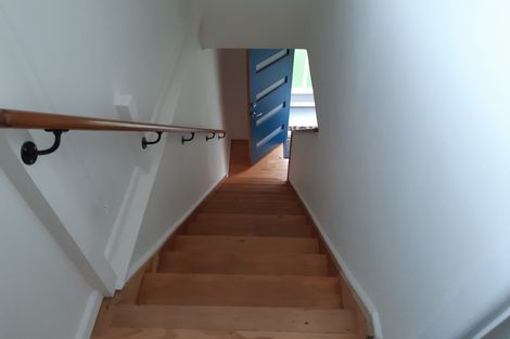 Photo of property in 37 Kowhai Terrace, Saint Martins, Christchurch, 8022