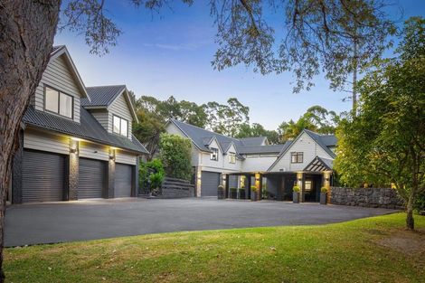Photo of property in 190 Lonely Track Road, Dairy Flat, 0632
