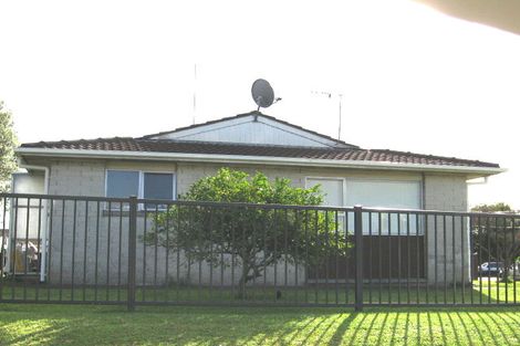Photo of property in 156 Lincoln Road, Henderson, Auckland, 0610