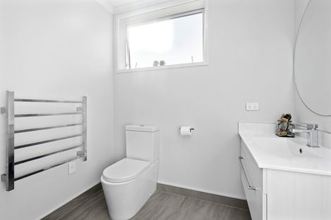 Photo of property in 30 Seachange Drive, Leamington, Cambridge, 3432