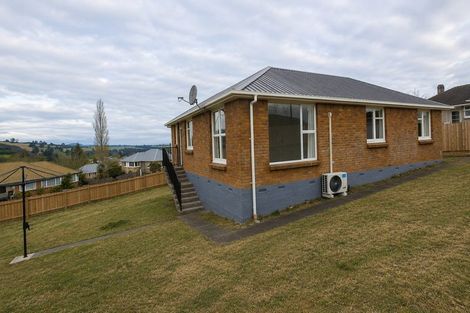 Photo of property in 1/13 Rangiora Crescent, Wairakei, Taupo, 3332