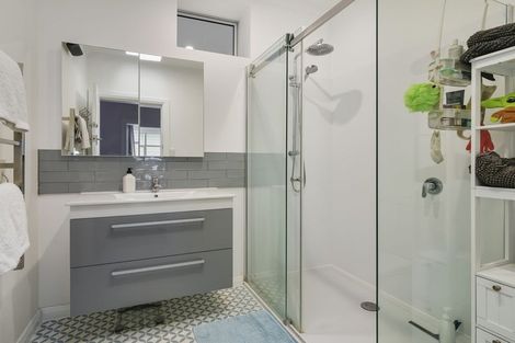 Photo of property in 18 Alma Street, Saint Kilda, Dunedin, 9012