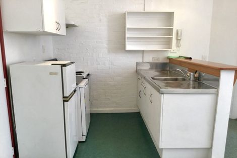Photo of property in Aulsebrooks Apartments, 1/178 Wakefield Street, Te Aro, Wellington, 6011