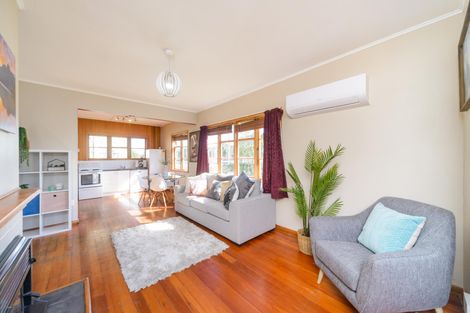 Photo of property in 126 Rangiora Avenue, Roslyn, Palmerston North, 4414