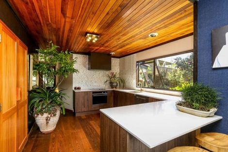 Photo of property in 319 Mangorei Road, Merrilands, New Plymouth, 4312