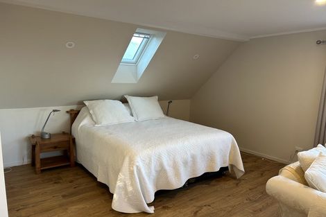 Photo of property in 38 Pacific Parade, Army Bay, Whangaparaoa, 0930