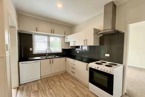 Photo of property in 8b Frank Hewitt Street, Pukekohe, 2120