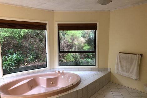 Photo of property in 11 Murano Place, Chatswood, Auckland, 0626