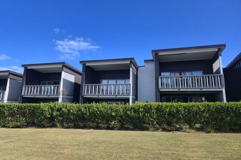 Photo of property in 10/27 Dida Park Drive, Kumeu, 0810