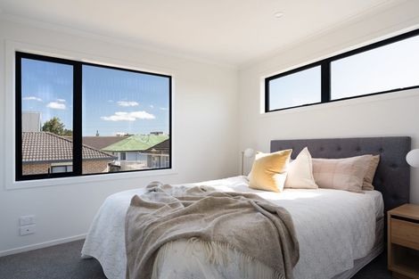 Photo of property in 1/78 Swaffield Road, Papatoetoe, Auckland, 2025