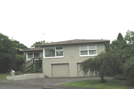 Photo of property in 21 Totara Grove, Hillcrest, Auckland, 0627