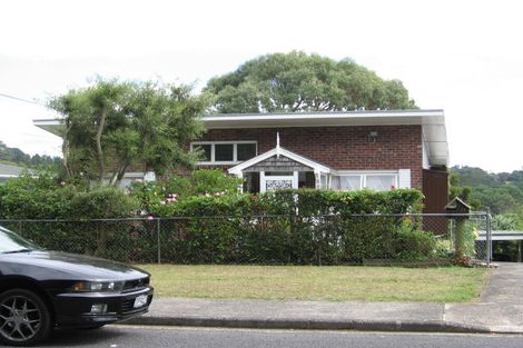 Photo of property in 77 Avonleigh Road, Green Bay, Auckland, 0604