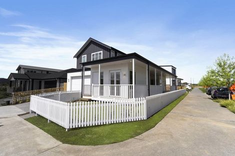 Photo of property in 6 Tiaki Lane, Karaka, Papakura, 2113