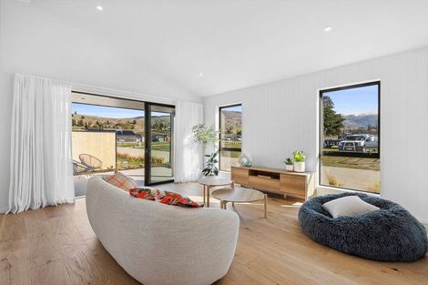 Photo of property in 9 Sandstorm Way, Cromwell, 9310