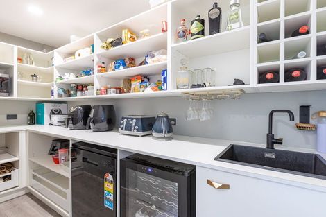 Photo of property in 12 Wycliffe Place, Solway, Masterton, 5810