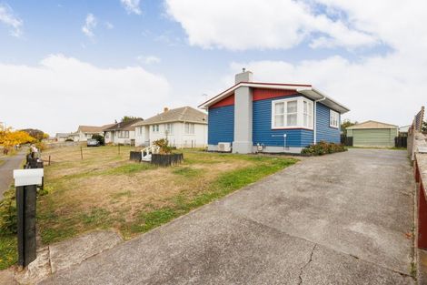 Photo of property in 30 Mccorkindale Street, Feilding, 4702
