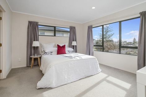Photo of property in 36a Greenhill Crescent, Pakuranga, Auckland, 2010