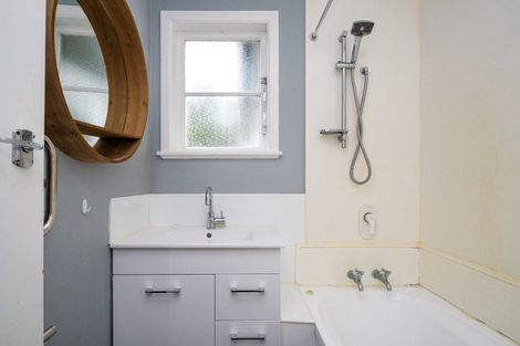 Photo of property in 18 Margaret Avenue, Havelock North, 4130