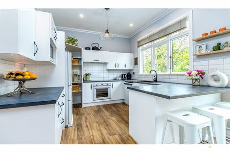 Photo of property in 143 Talbot Street, Geraldine, 7930