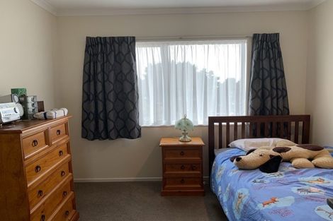 Photo of property in 12 Montego Place, Grenada Village, Wellington, 6037