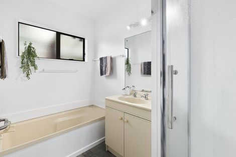 Photo of property in 5b Pomare Street, Ngaio, Wellington, 6035