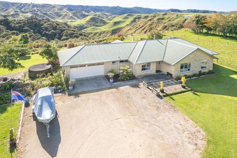 Photo of property in 16 Tokomaru Road West, Brunswick, Whanganui, 4571
