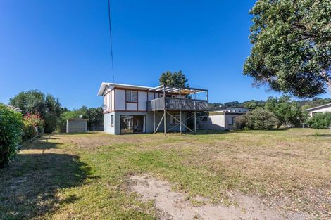 Photo of property in 210 Given Avenue, Whangamata, 3620
