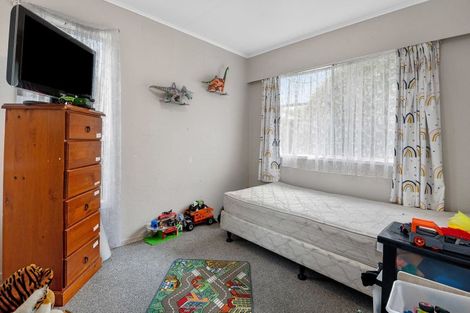 Photo of property in 15 Roger Street, Pukehangi, Rotorua, 3015