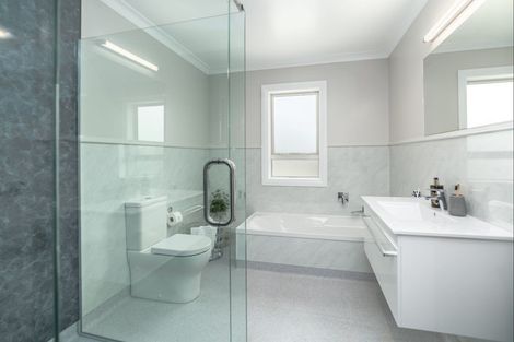 Photo of property in 96a East Street, Greytown, 5712