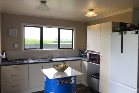 Photo of property in 21 Egmont Street, Normanby, Hawera, 4614