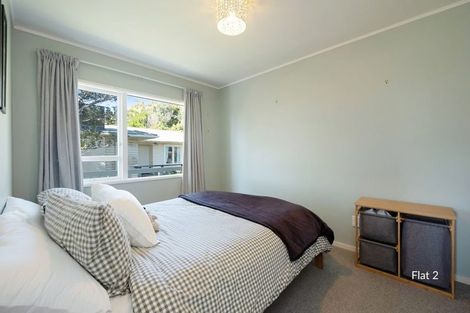 Photo of property in 2/17 Huntingdon Street, Northland, Wellington, 6012