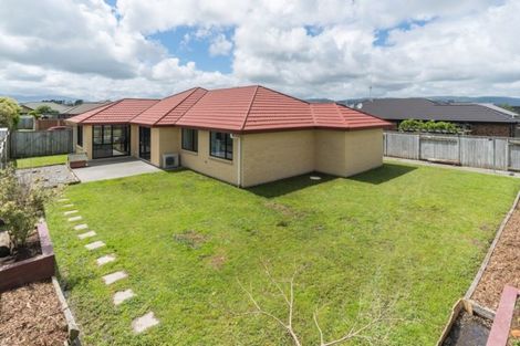 Photo of property in 38 Branigan Parade, Kelvin Grove, Palmerston North, 4414
