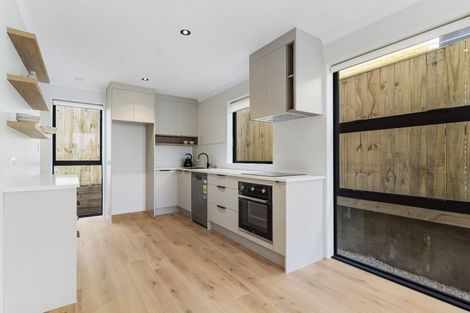 Photo of property in 1092b Great North Road, Point Chevalier, Auckland, 1022