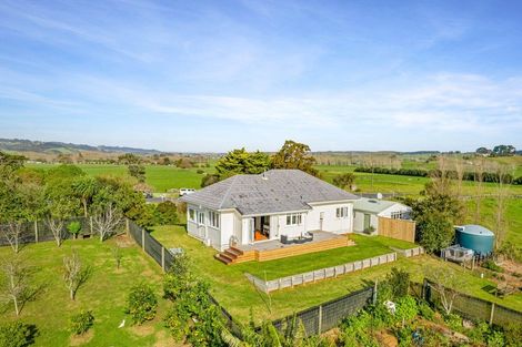 Photo of property in 70 Rimmer Road, Helensville, 0875