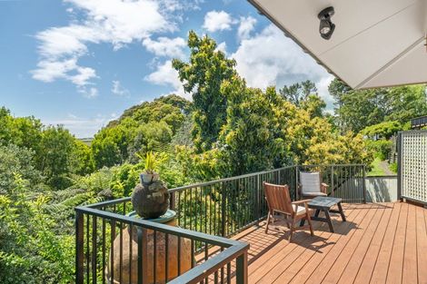 Photo of property in 23a Donnelly Street, Oakura, 4314