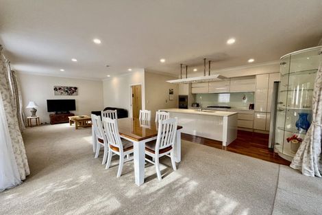 Photo of property in 5a Queensway, Three Kings, Auckland, 1024