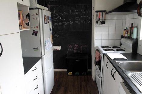 Photo of property in 2/43 Leighton Avenue, Waiwhetu, Lower Hutt, 5010