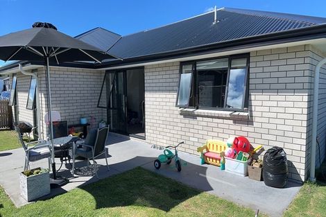 Photo of property in 8 Augusta Rise, Omokoroa, 3114