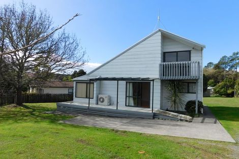 Photo of property in 29 Haruru Falls Road, Haruru, 0204