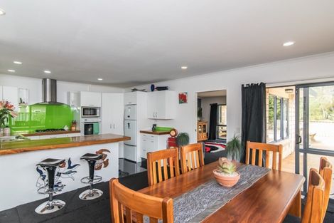 Photo of property in 92 Weggery Drive, Waikanae Beach, Waikanae, 5036